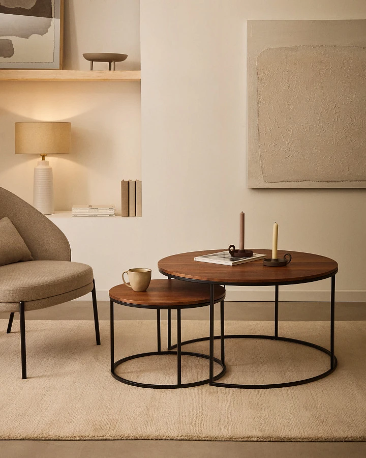 Yoana Набор из 2 приставных столиков из шпона ореха и черным металлом Ø 80 см / Ø 50 см - фото 2