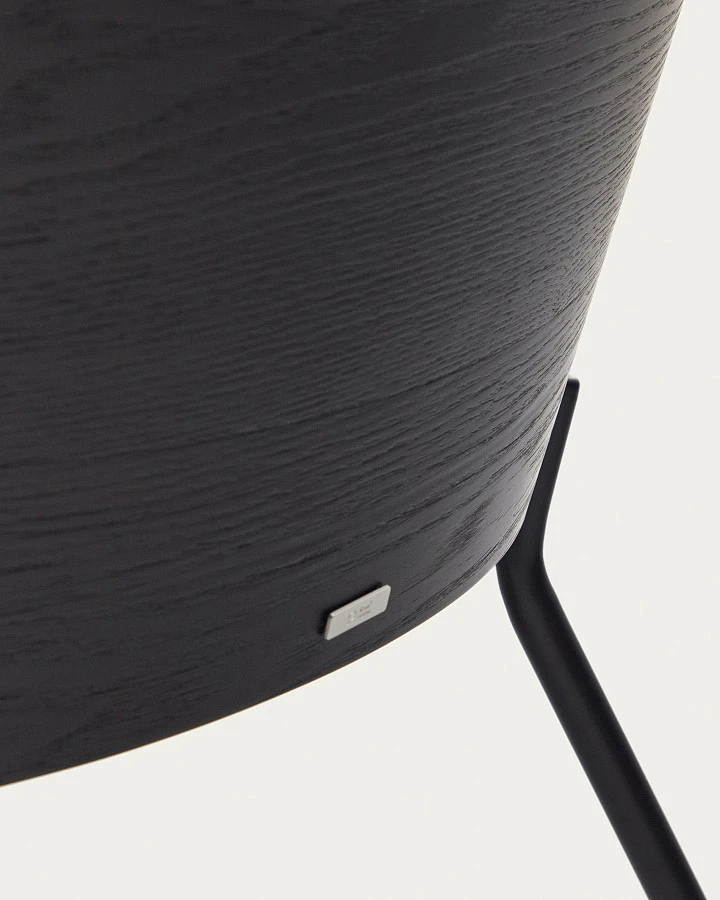 Кресло Eamy светло-серое из шпона ясеня с черной отделкой - фото 12